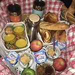 Au Boom Coeur Forfait Et Petit Dejeuner Inclus Holiday home