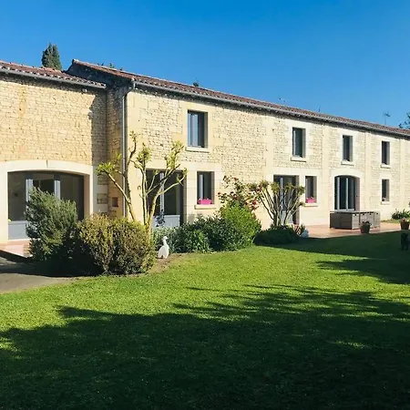 Casa de Férias Au Boom Coeur Forfait Et Petit Dejeuner Inclus Tourtenay