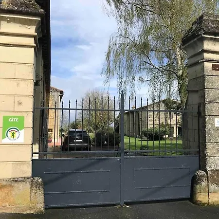 Au Boom Coeur Forfait Et Petit Dejeuner Inclus 別荘 *