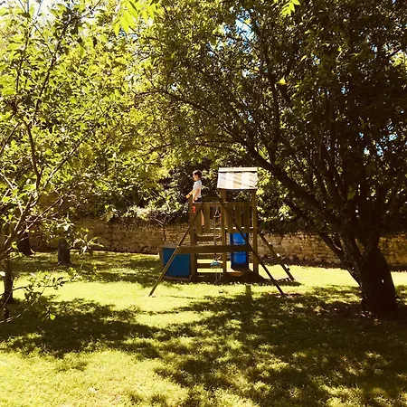 Casa de Férias Au Boom Coeur Forfait Et Petit Dejeuner Inclus Tourtenay