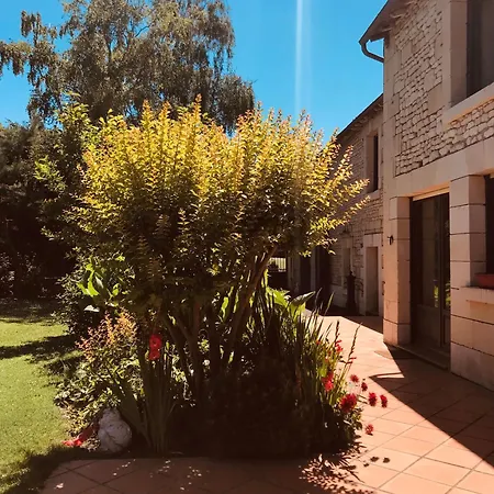 Casa de Férias Au Boom Coeur Forfait Et Petit Dejeuner Inclus Tourtenay