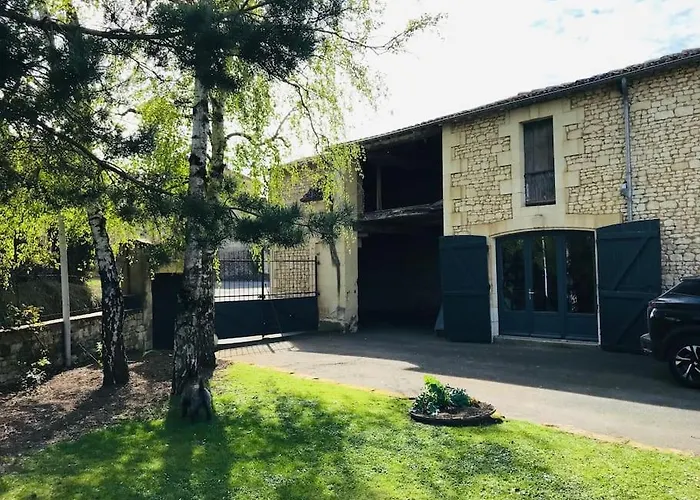 Au Boom Coeur Forfait Et Petit Dejeuner Inclus 度假居 *