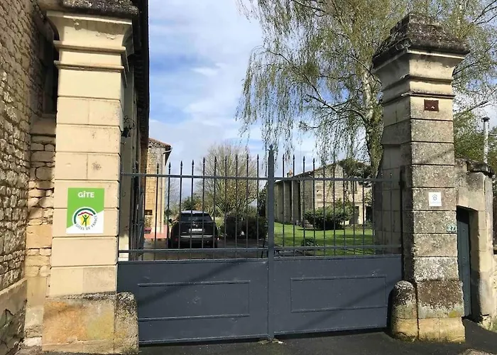 Au Boom Coeur Forfait Et Petit Dejeuner Inclus 度假居 *